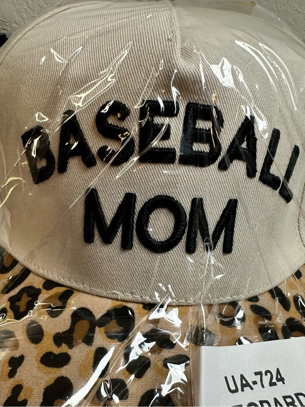 NWT Women’s Trucker Hat Cream & Animal Print Embroidered BASEBALL MOM
